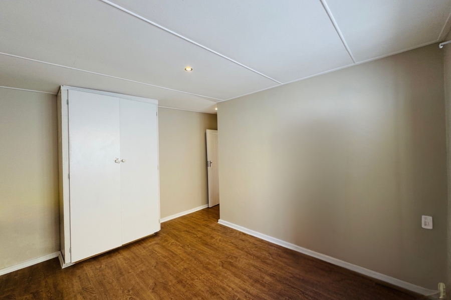 3 Bedroom Property for Sale in Sandbaai Western Cape